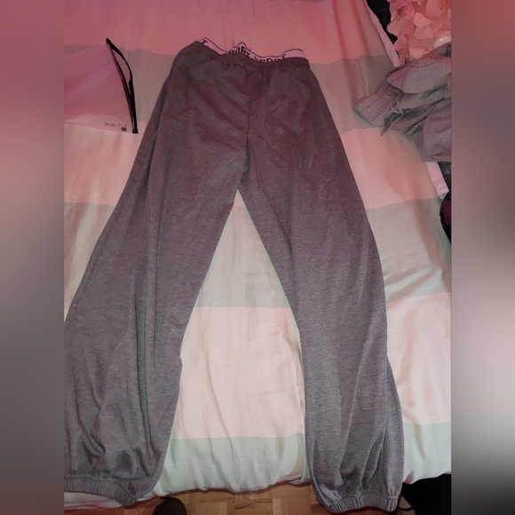 Grey joggers - Picture 2 of 3